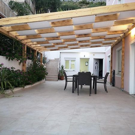 Apartmani Maki Omiš Esterno foto