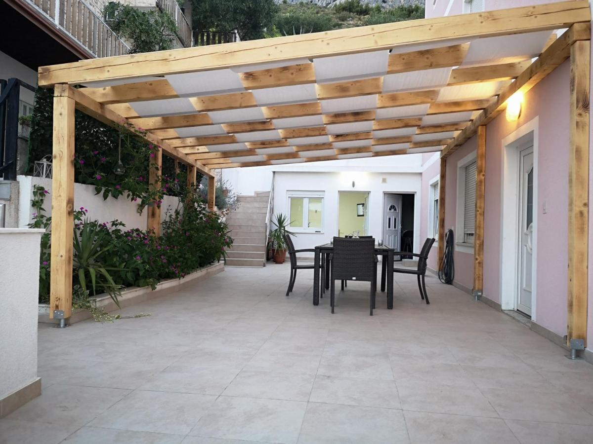 Apartmani Maki Omiš Esterno foto